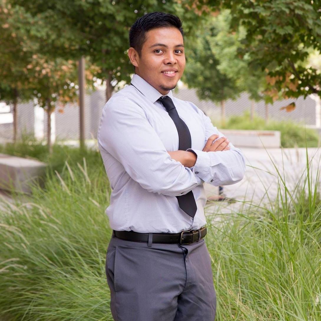 Carlos I. Vazquez headshot